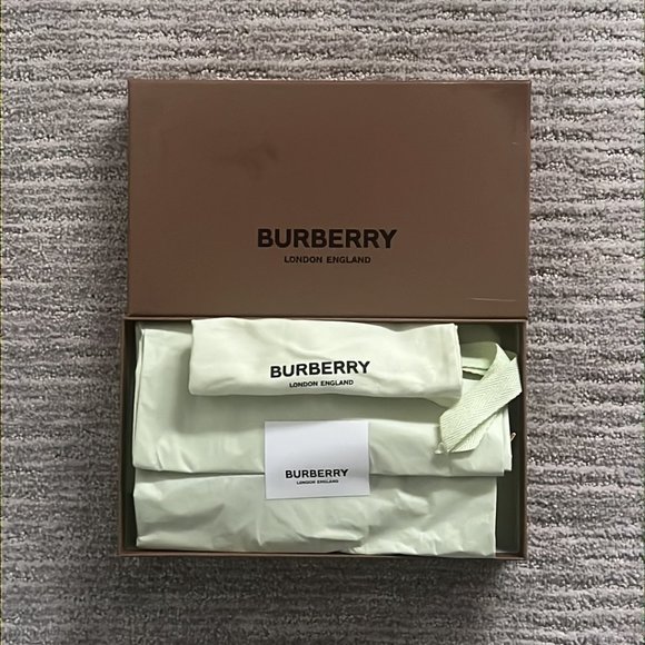 Authentic Woman's Burberry "TB" Plaid Belt - Picture 3 of 6